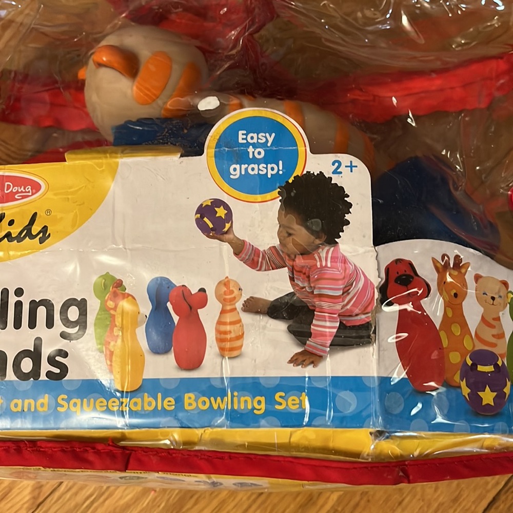 Melissa and Doug bowling set